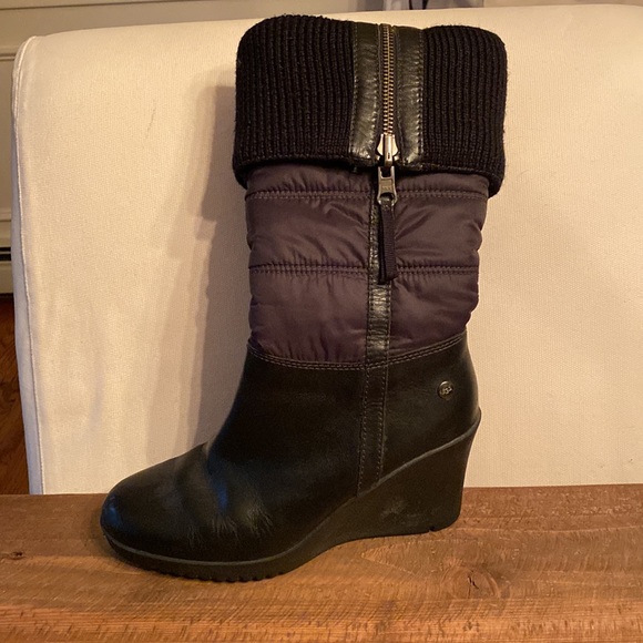 UGG puffer boots, size 6 - Picture 3 of 8